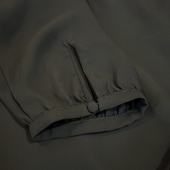 Black Long Sleeved Dress - Picture 9 of 9